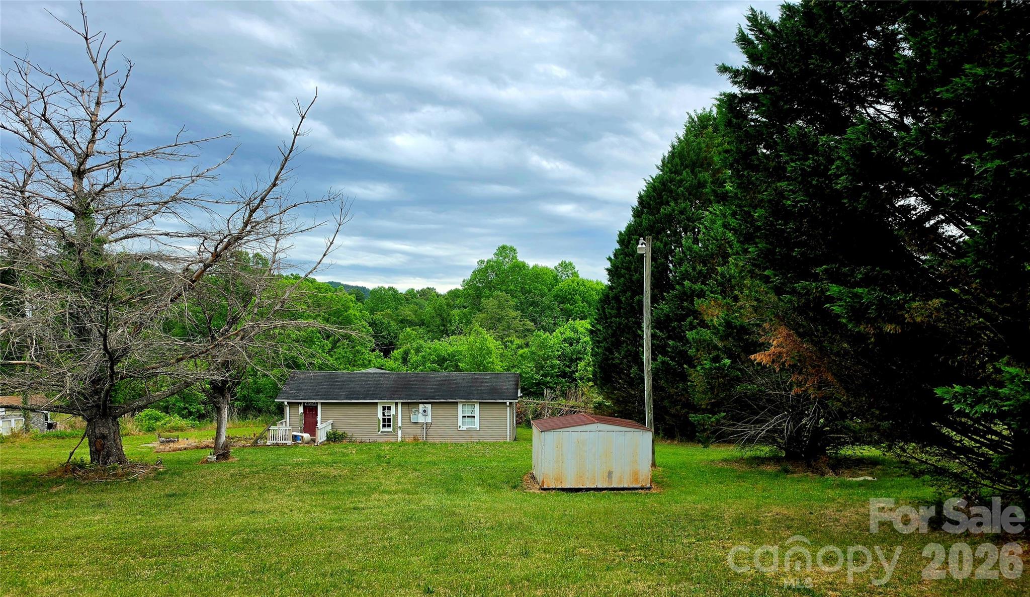 2121 Quartz Lane Hudson NC 28638
