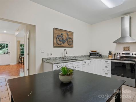 113 Ballantree Drive Asheville NC 28803