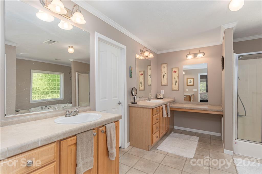 3 Spring Meadows Road Weaverville NC 28787
