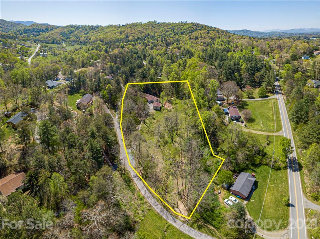3 Spring Meadows Road Weaverville NC 28787