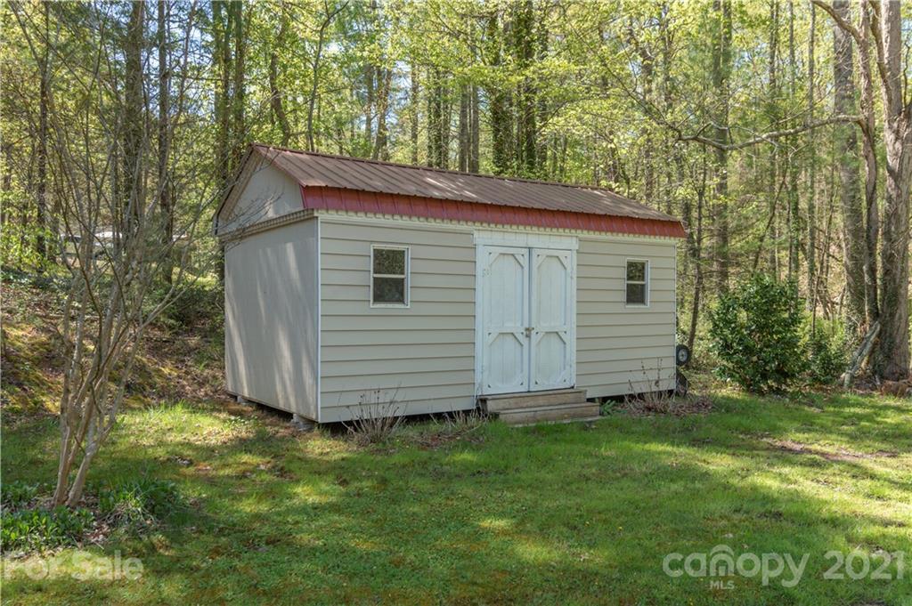 3 Spring Meadows Road Weaverville NC 28787