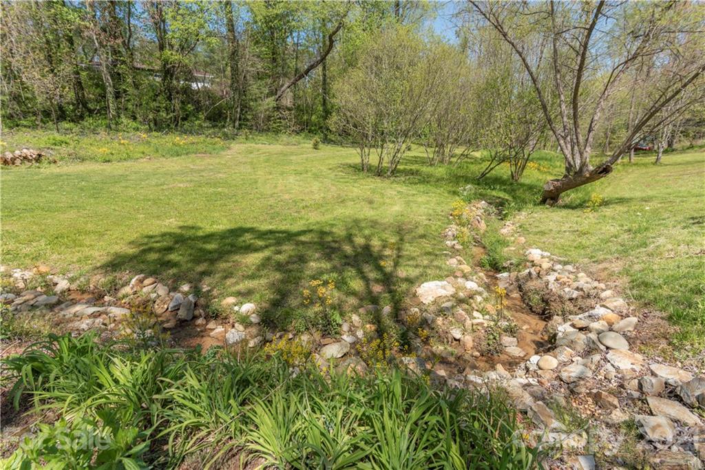 3 Spring Meadows Road Weaverville NC 28787