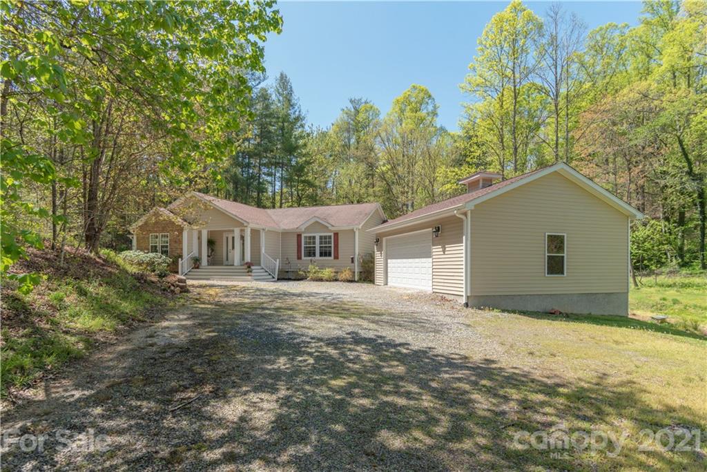 3 Spring Meadows Road Weaverville NC 28787