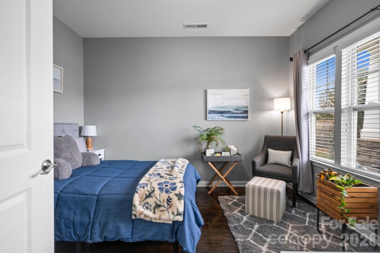 1007 Pine Bark Place Matthews NC 28104