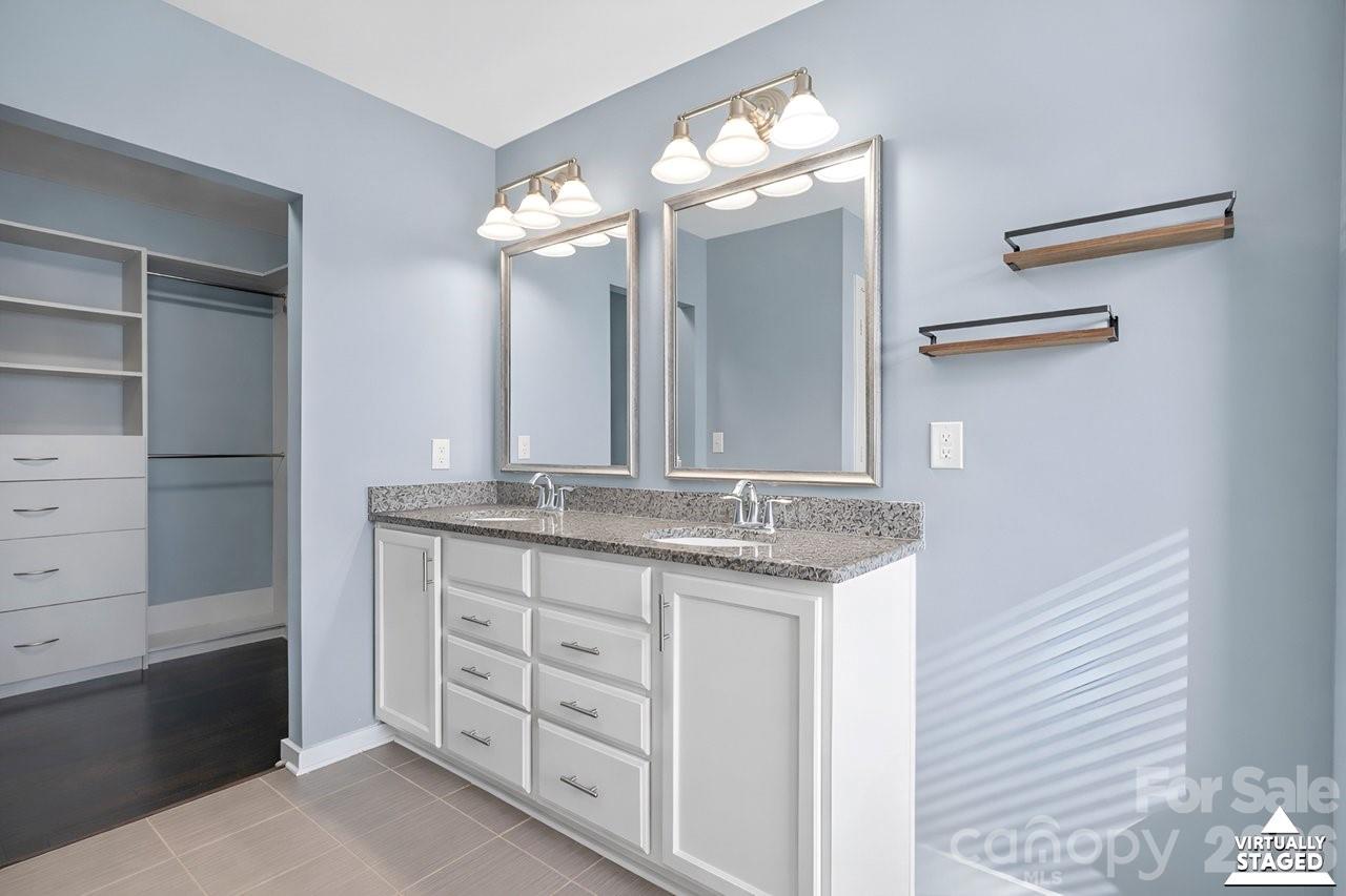 1007 Pine Bark Place Matthews NC 28104