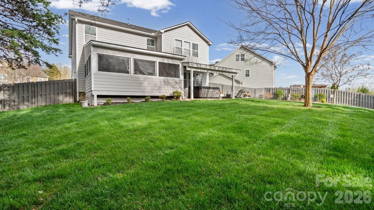 1007 Pine Bark Place Matthews NC 28104
