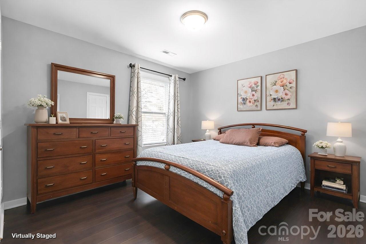 1007 Pine Bark Place Matthews NC 28104