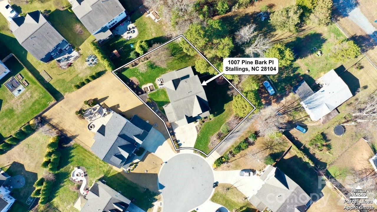1007 Pine Bark Place Matthews NC 28104