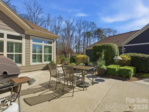 1180 Avalon Place Matthews NC 28104