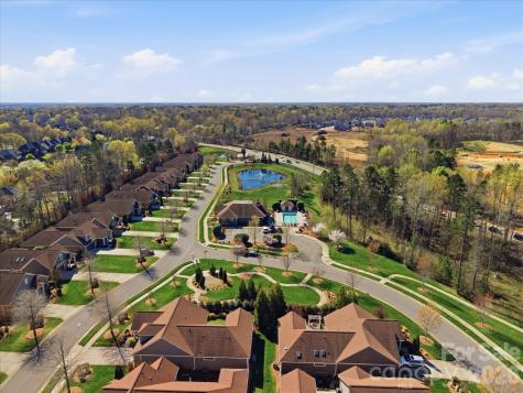 1180 Avalon Place Matthews NC 28104