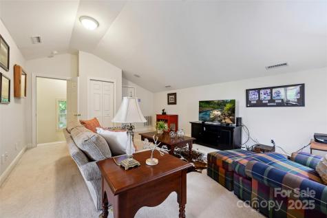 3128 Ethereal Lane Charlotte NC 28226