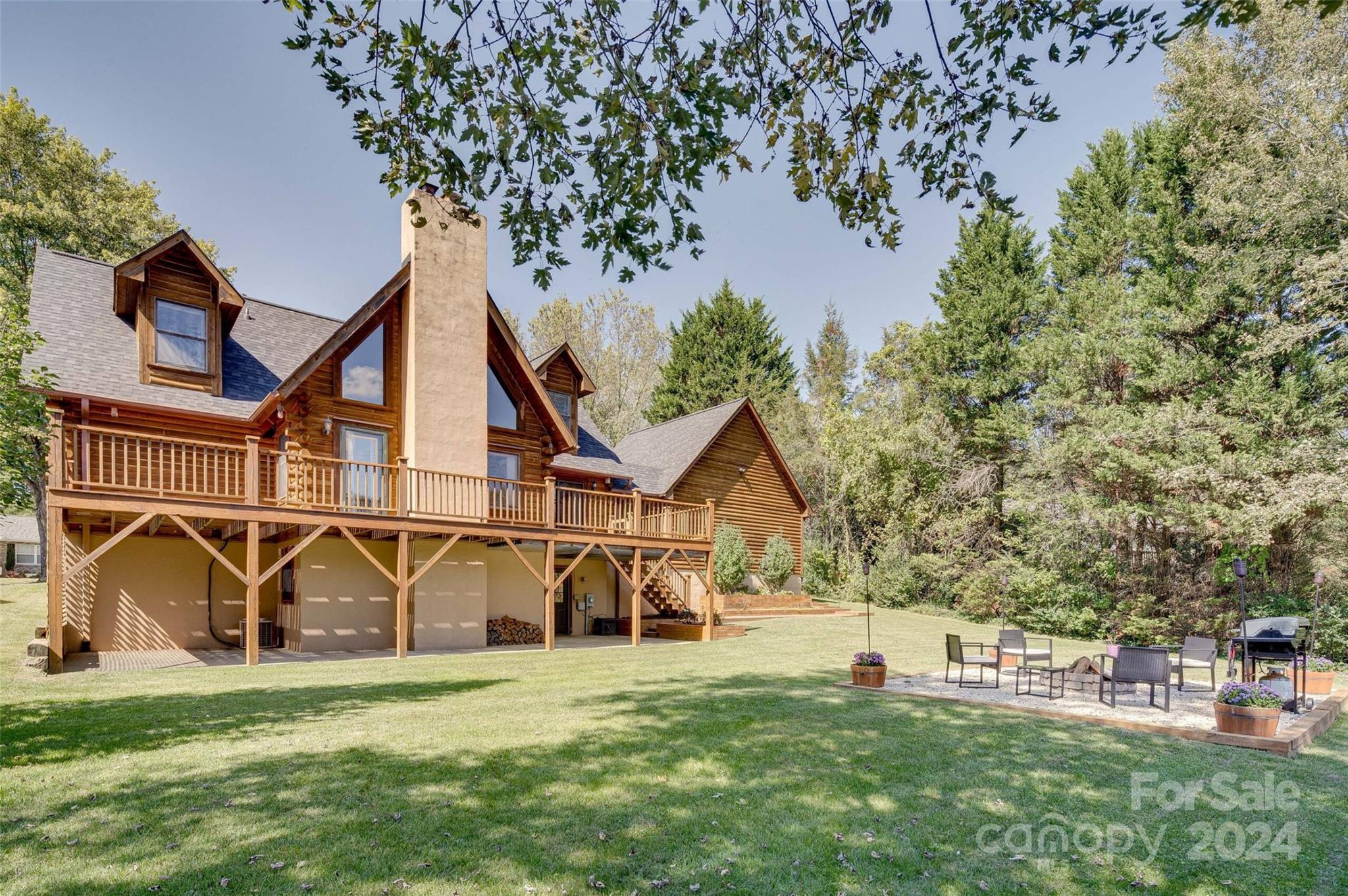 21 Meadow Drive Horse Shoe NC 28742