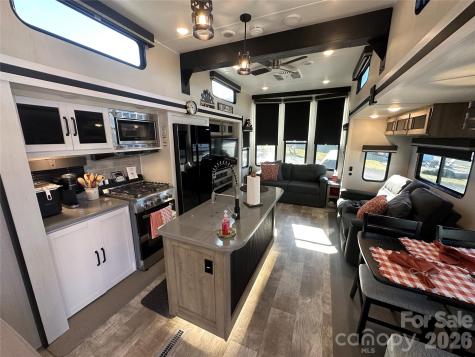 106 Eagle Drive New London NC 28127