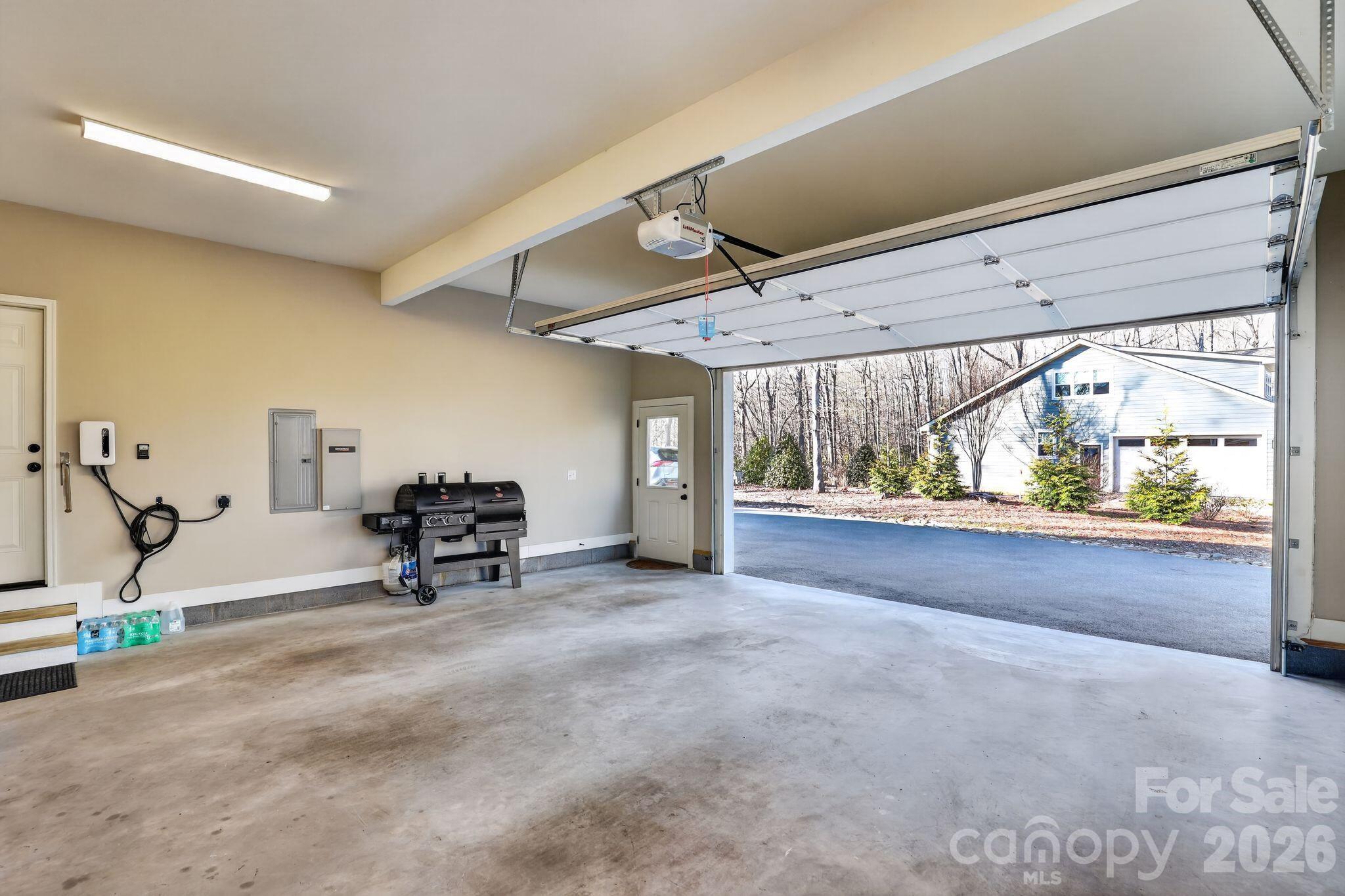 3757 Laurel Park Highway Hendersonville NC 28739