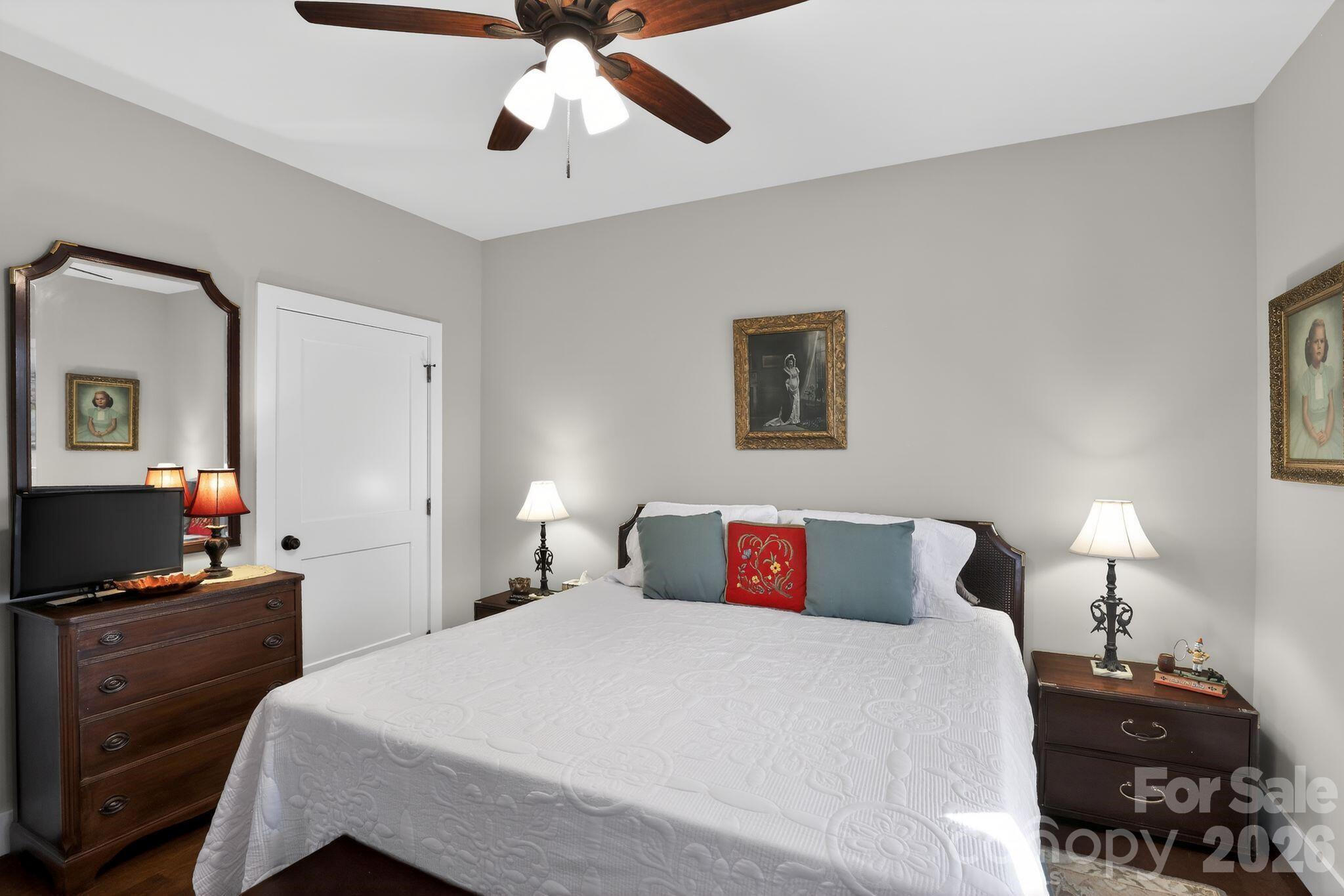 3757 Laurel Park Highway Hendersonville NC 28739