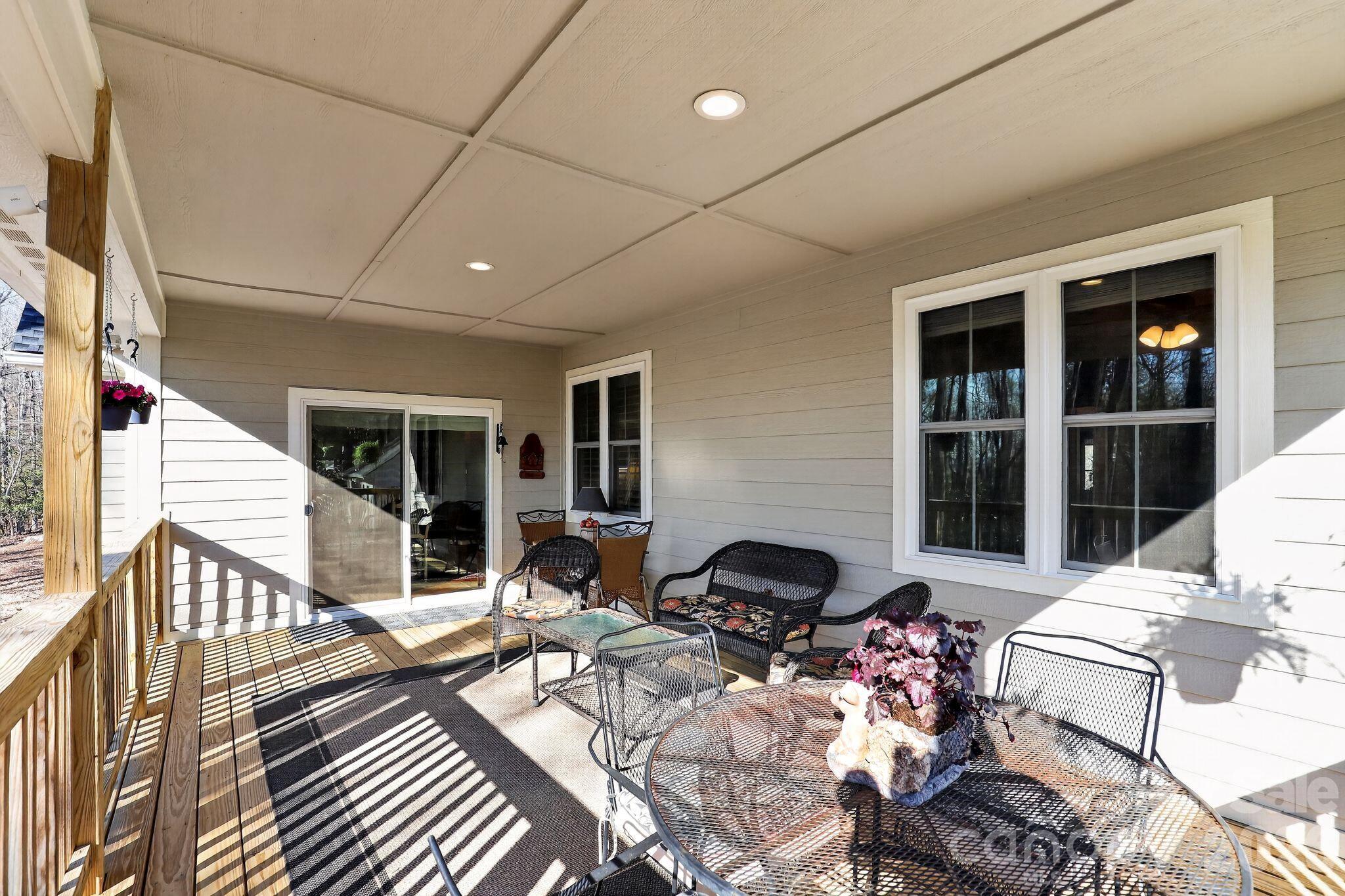 3757 Laurel Park Highway Hendersonville NC 28739