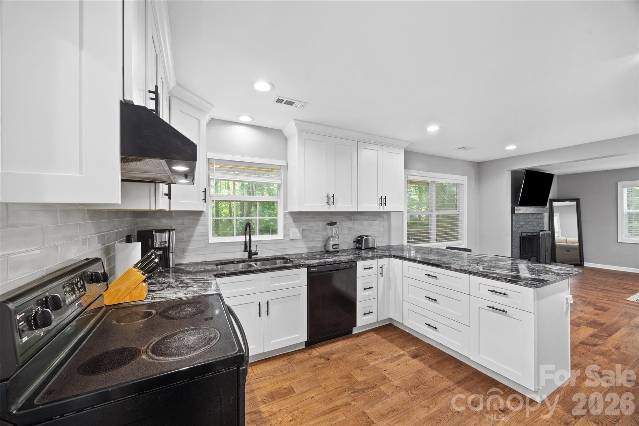 2006 Killarney Place Charlotte NC 28262