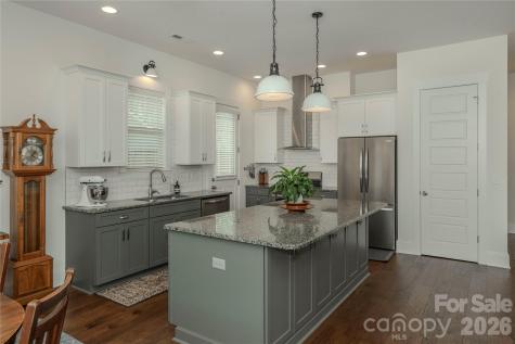 112 E Jordan Street Brevard NC 28712