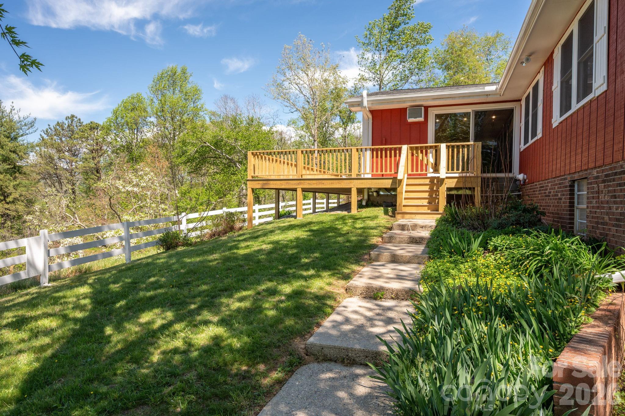58 Camby Drive Fairview NC 28730