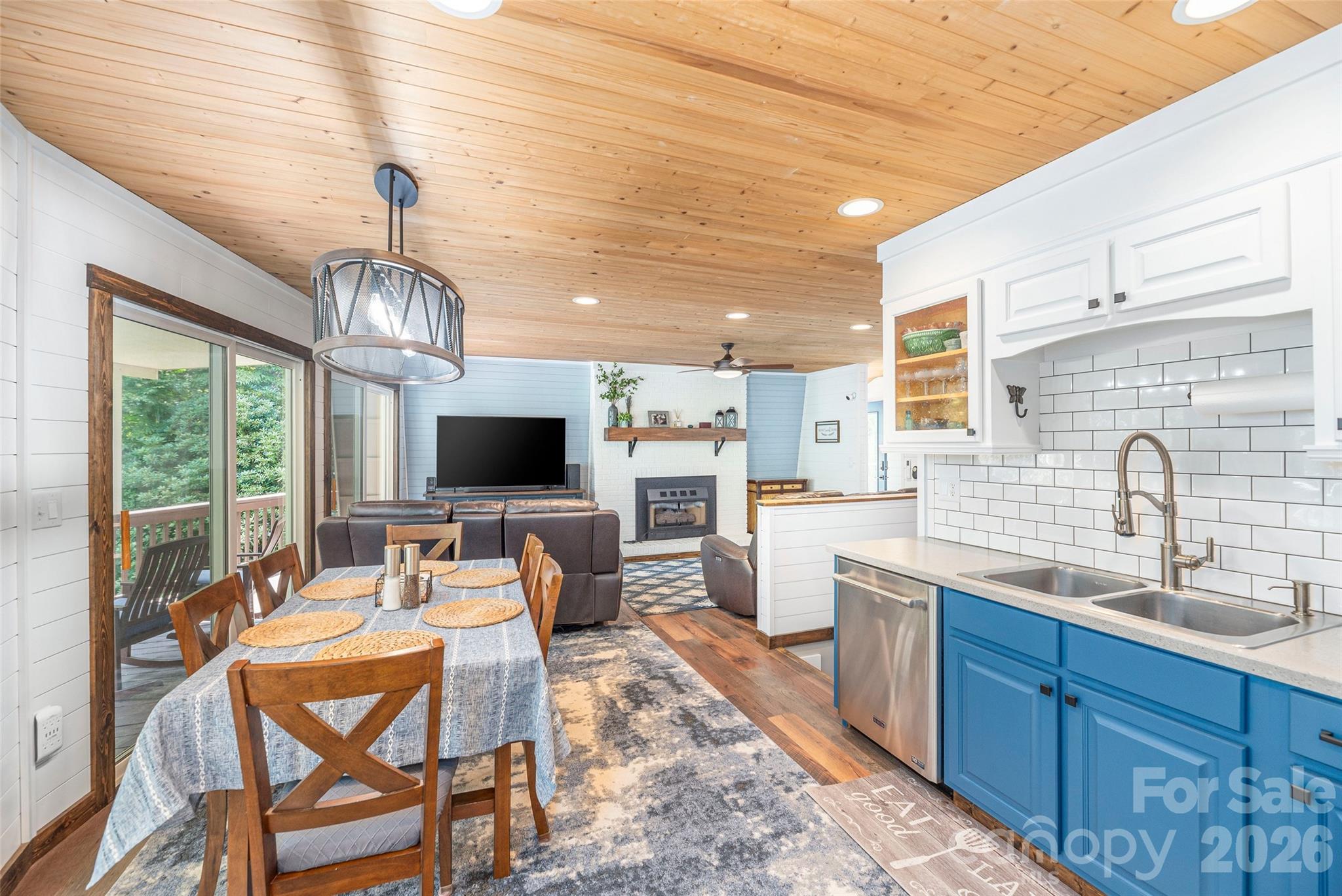 477 Locust Drive Maggie Valley NC 28751