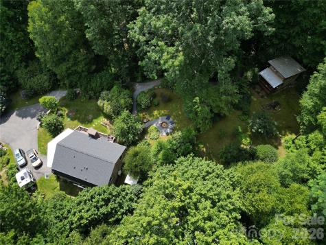 477 Locust Drive Maggie Valley NC 28751