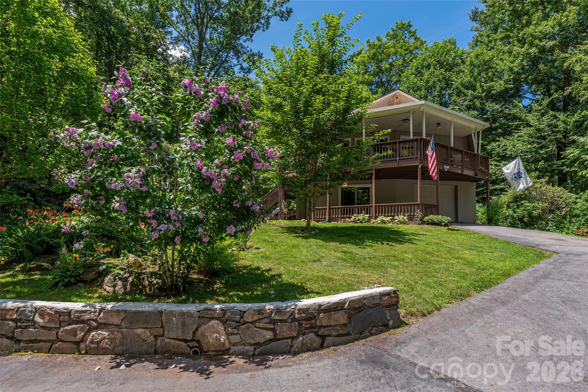477 Locust Drive Maggie Valley NC 28751