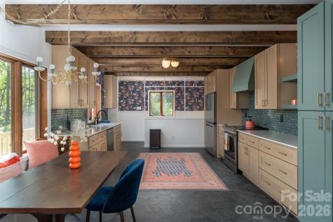 233 Bryant Ridge Drive Swannanoa NC 28778