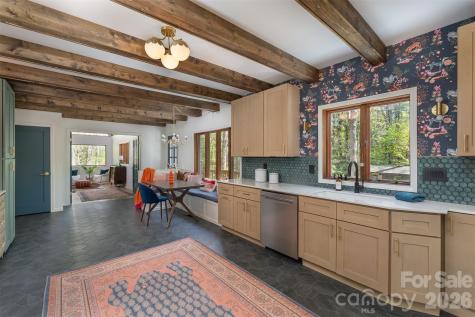 233 Bryant Ridge Drive Swannanoa NC 28778