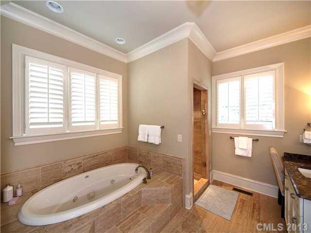 2108 Dickinson Place Charlotte NC 28207