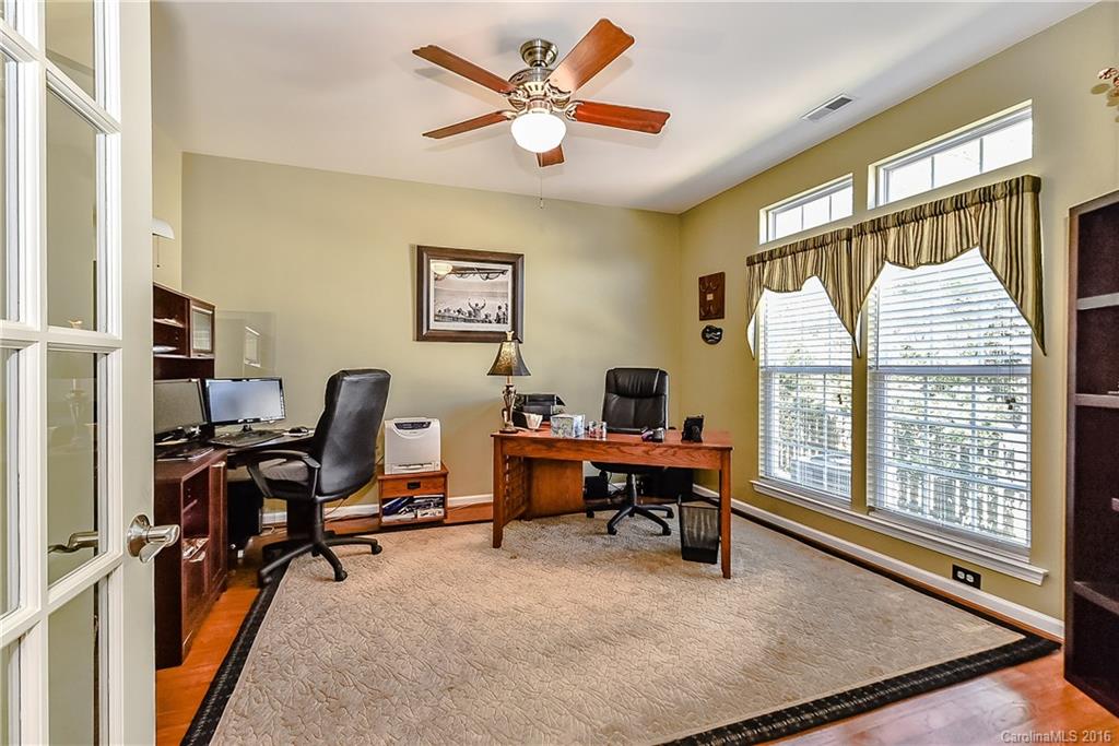 1001 Yarrow Street Matthews NC 28104