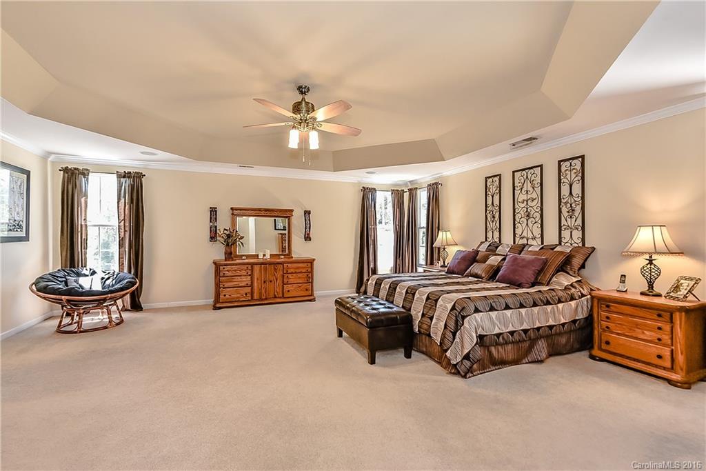 1001 Yarrow Street Matthews NC 28104
