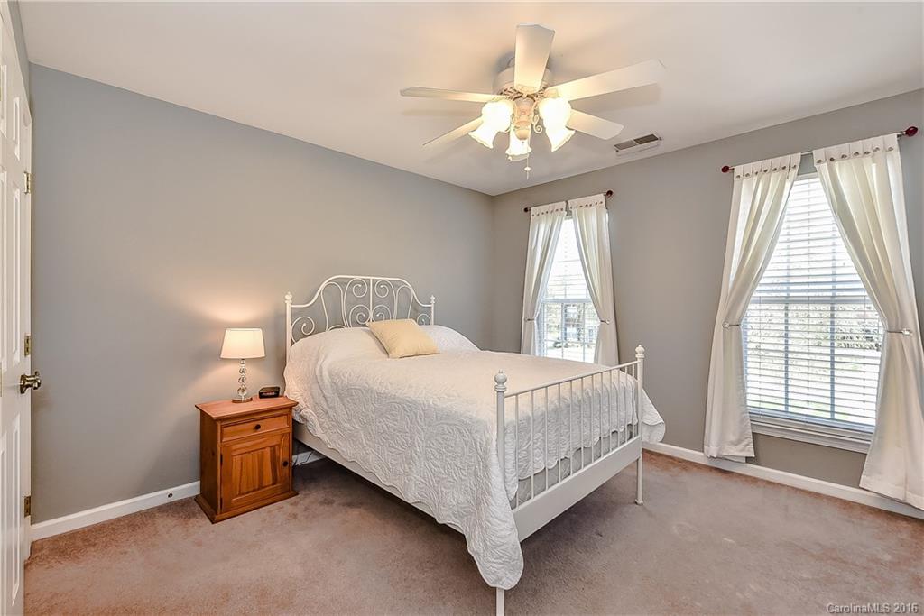 1001 Yarrow Street Matthews NC 28104