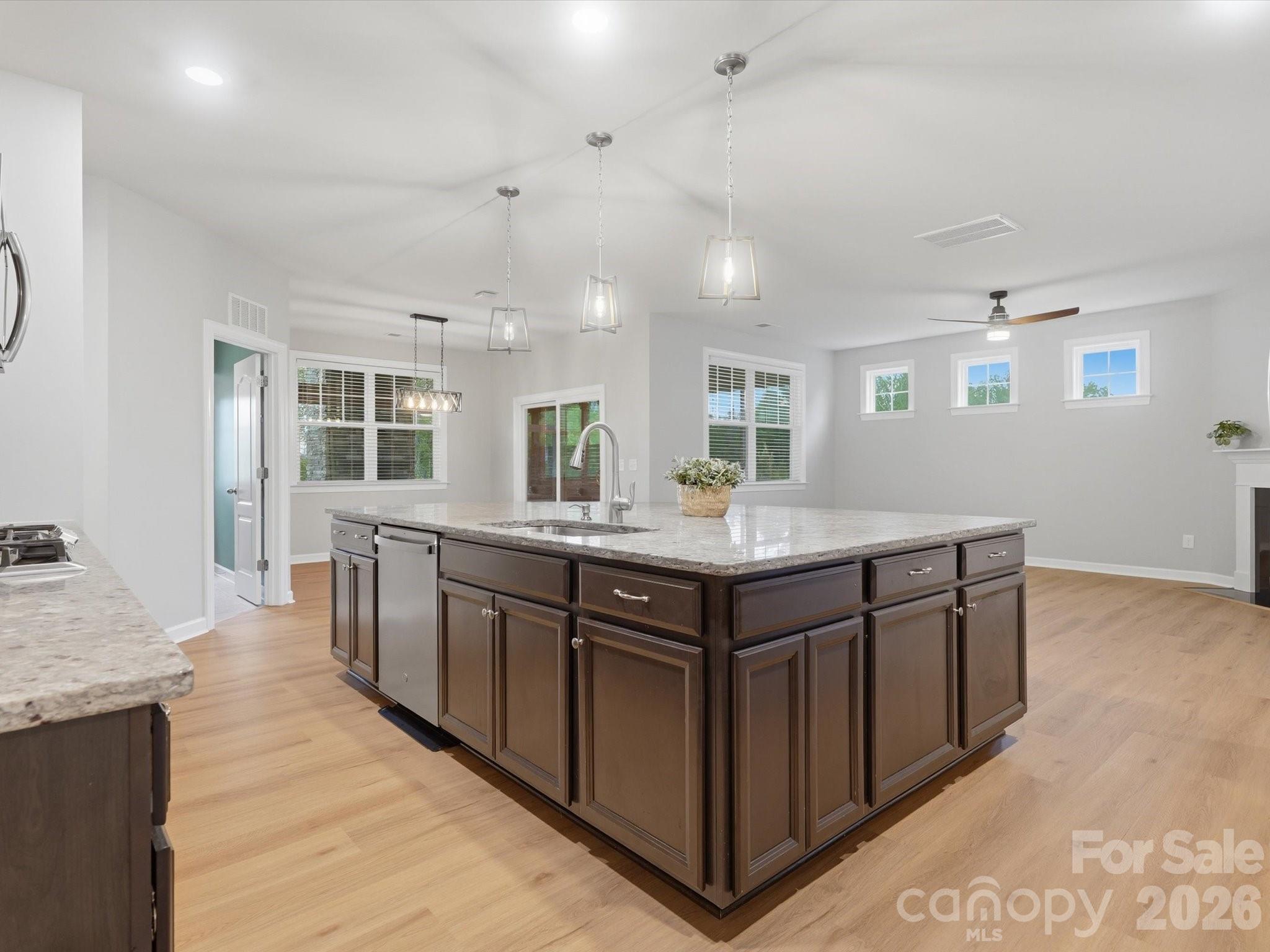 2016 Linn Cove Waxhaw NC 28173
