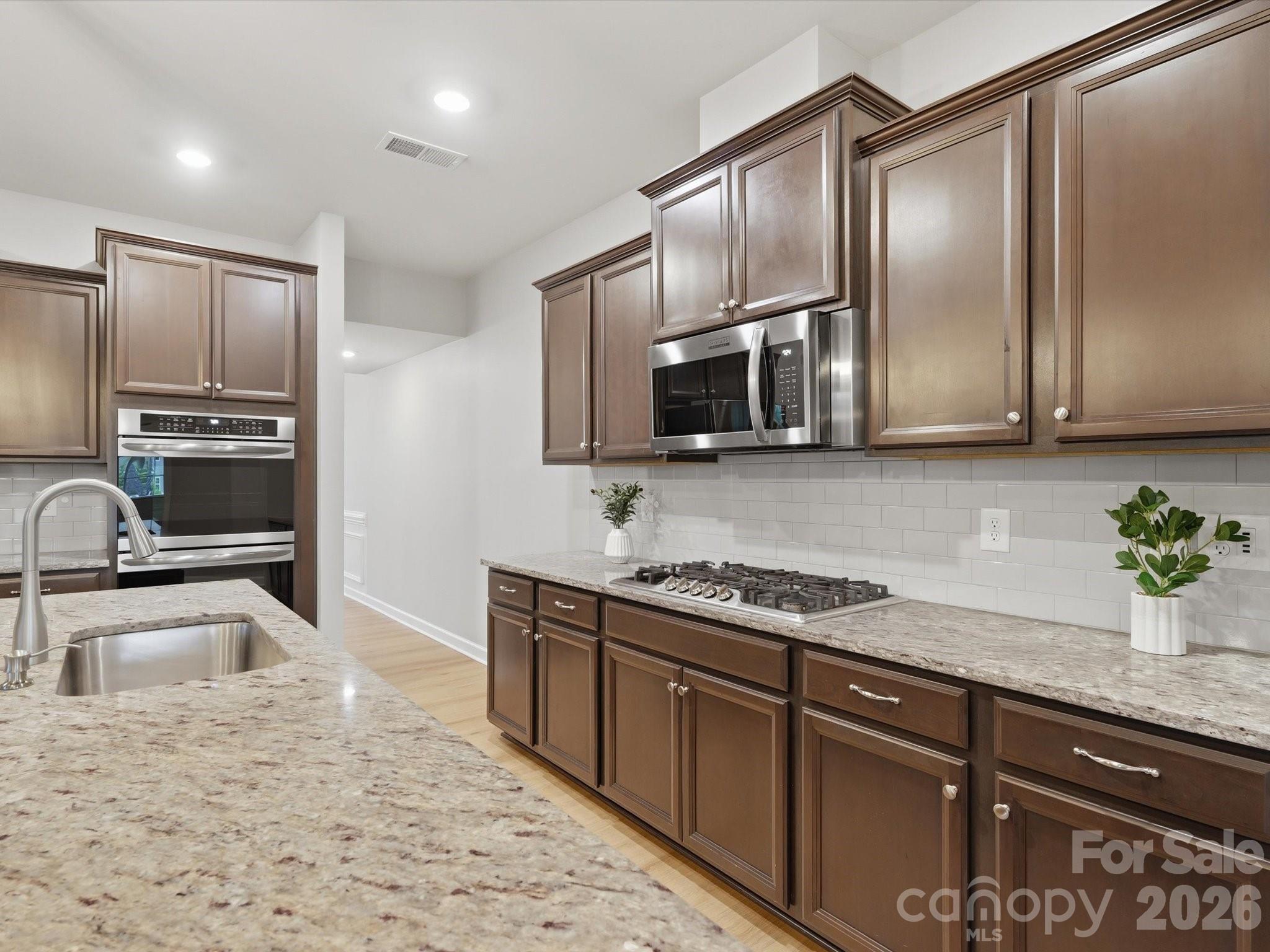 2016 Linn Cove Waxhaw NC 28173