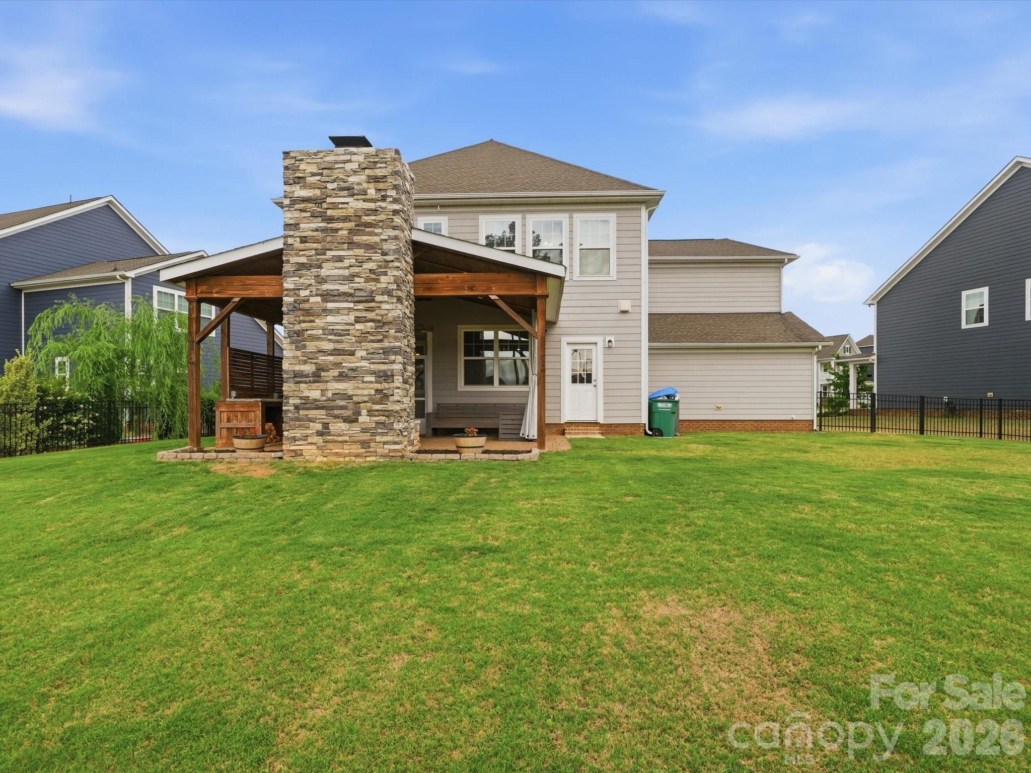 2016 Linn Cove Waxhaw NC 28173