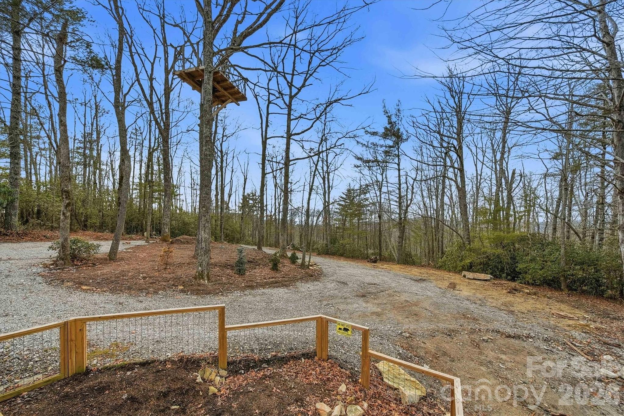 7039 Joe Bowman Avenue Newland NC 28657