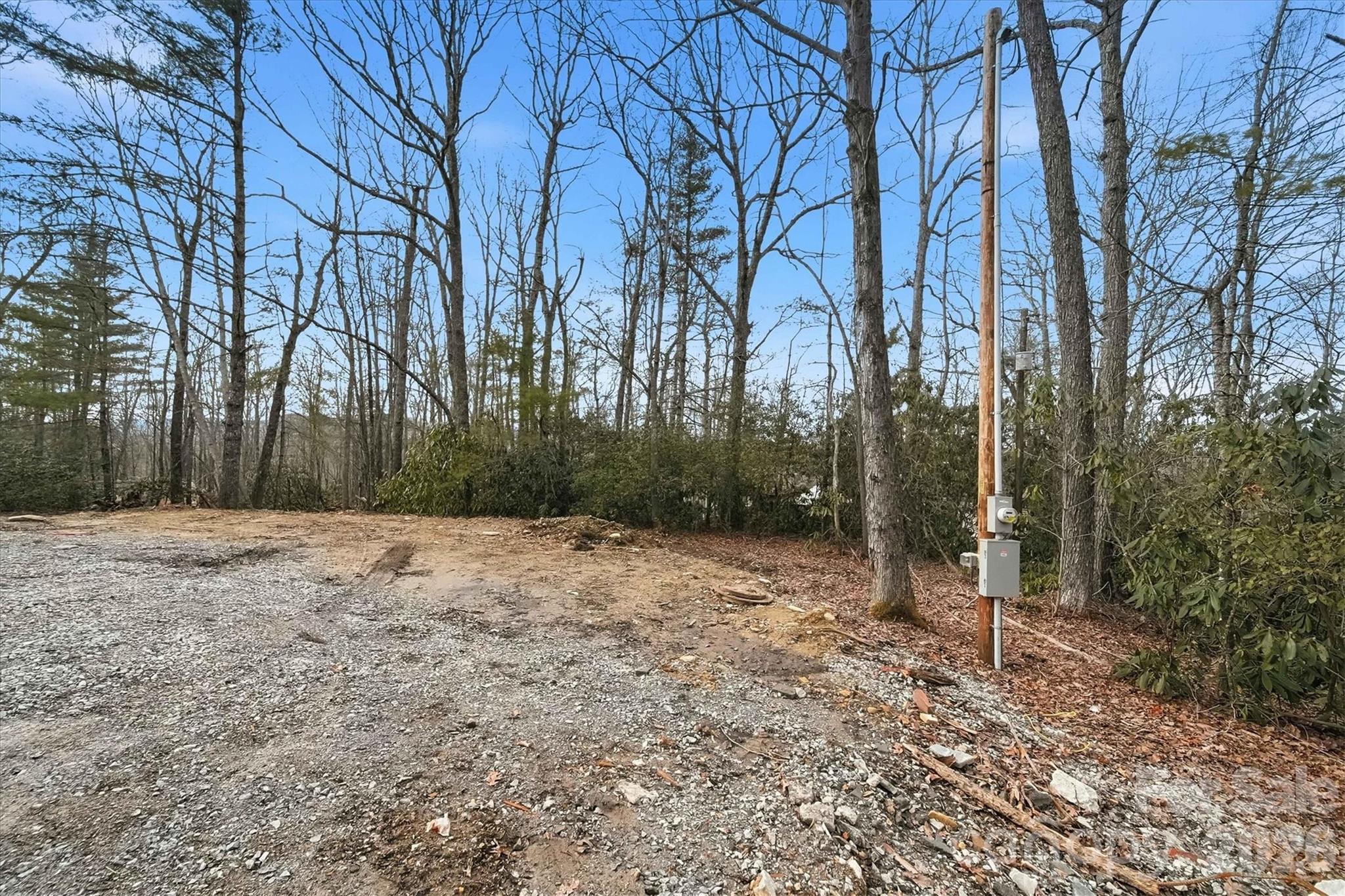 7039 Joe Bowman Avenue Newland NC 28657