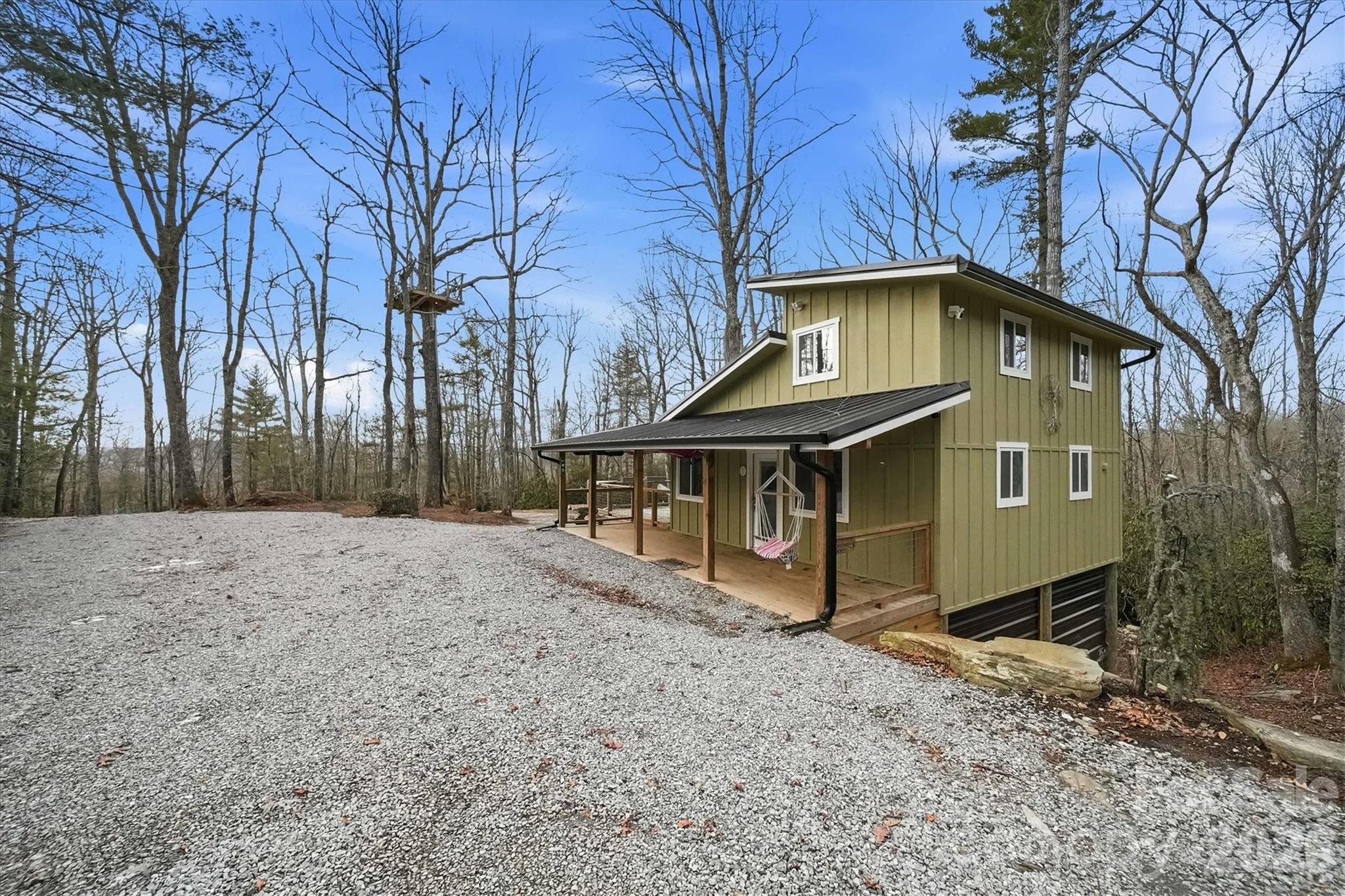 7039 Joe Bowman Avenue Newland NC 28657
