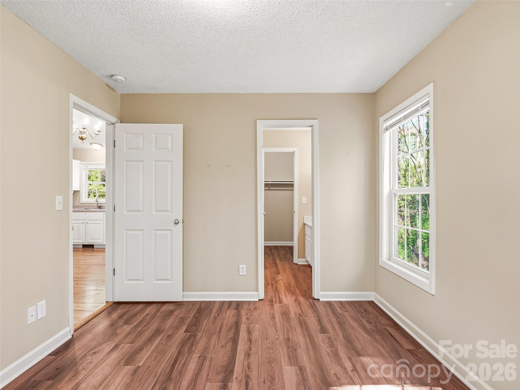 10 Lakewood Drive Asheville NC 28803