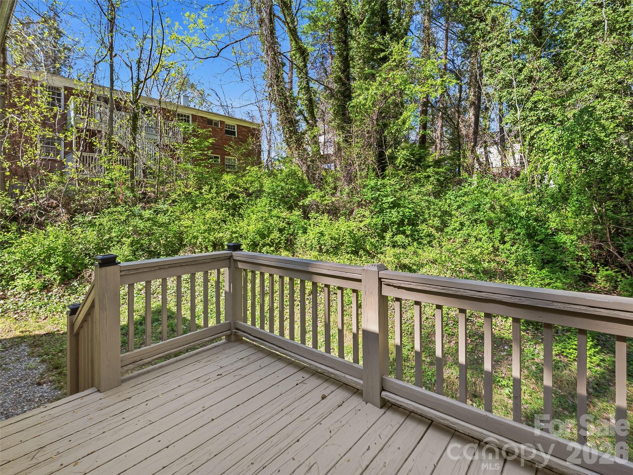 10 Lakewood Drive Asheville NC 28803