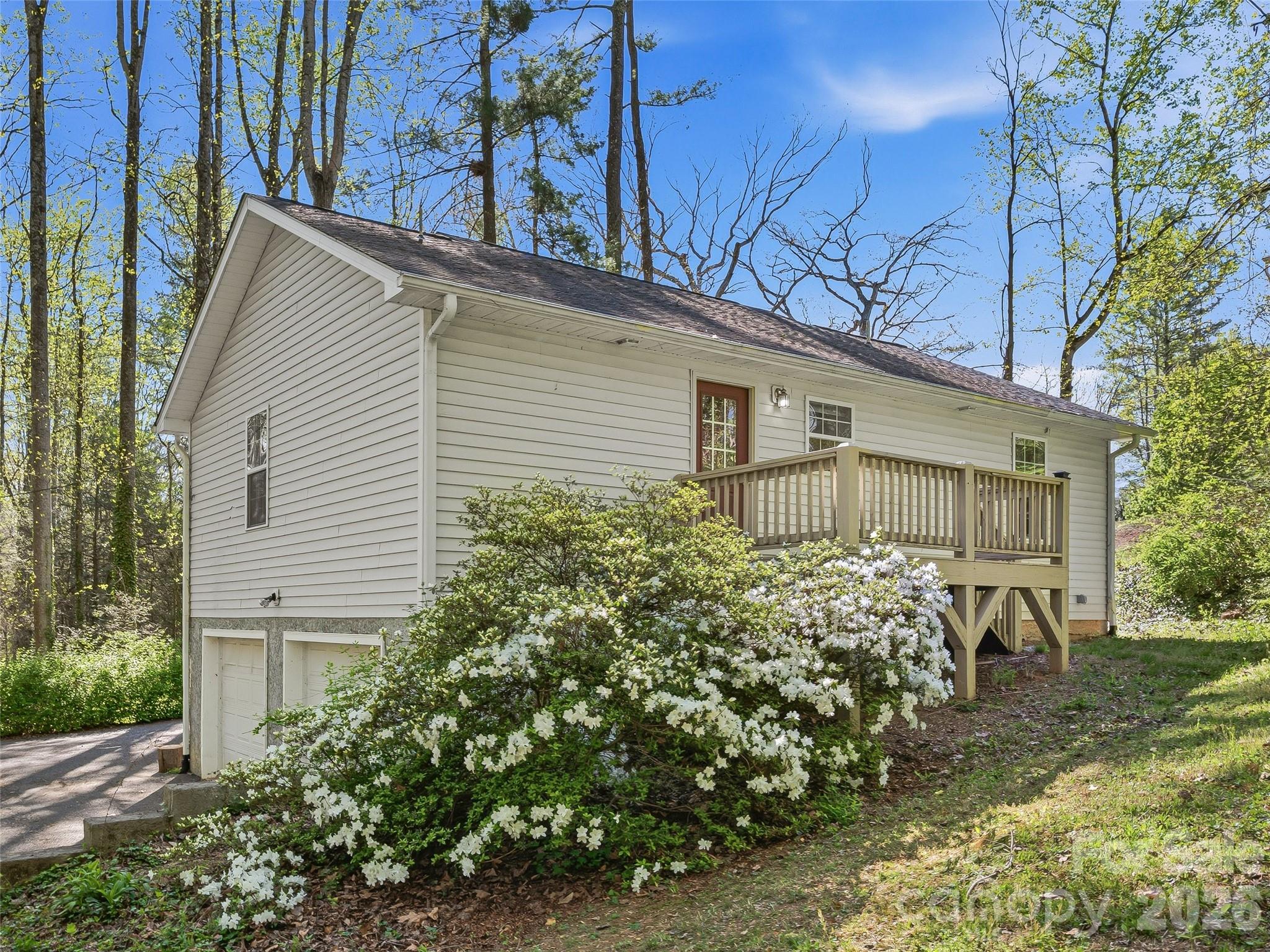 10 Lakewood Drive Asheville NC 28803