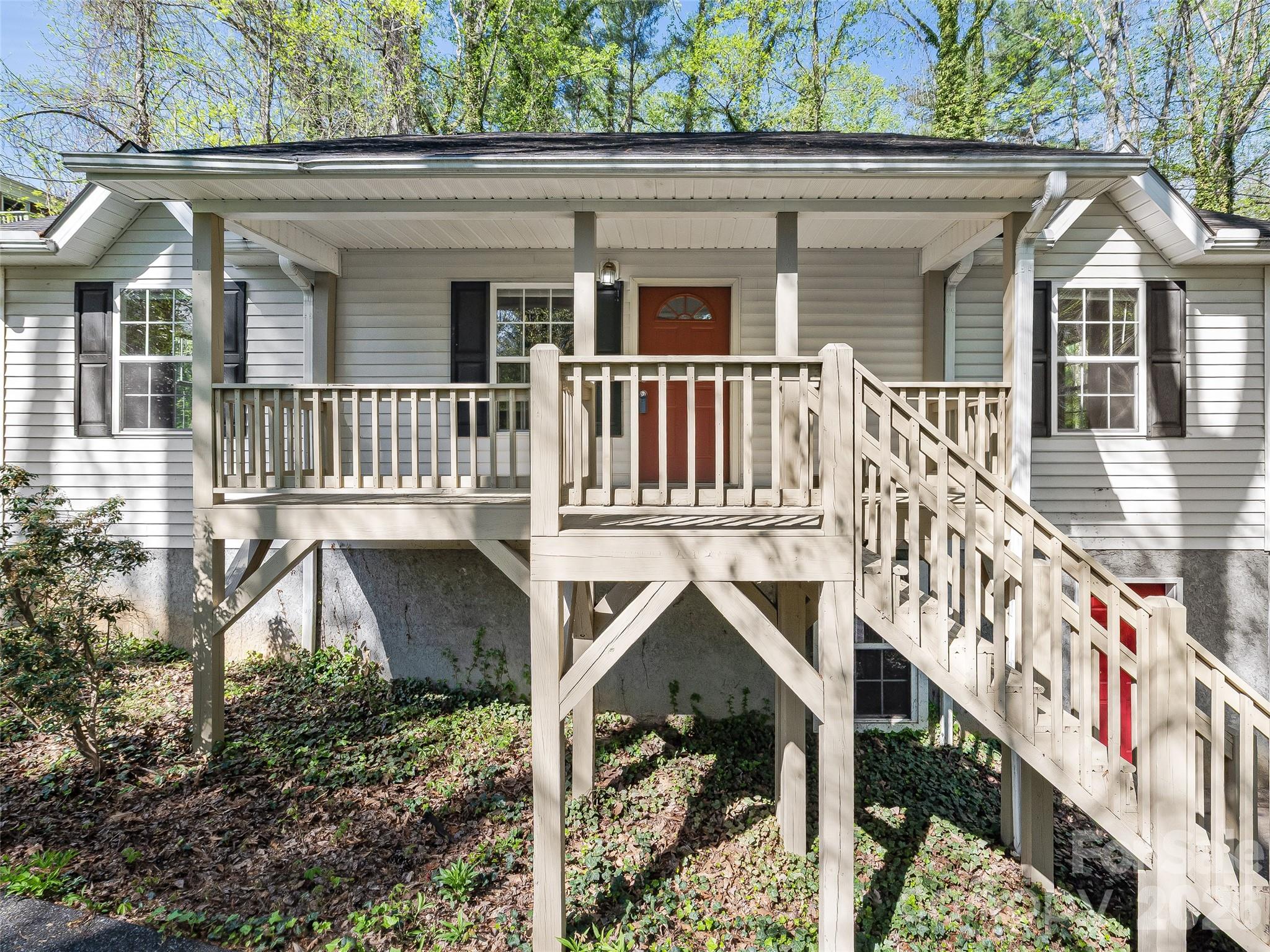 10 Lakewood Drive Asheville NC 28803