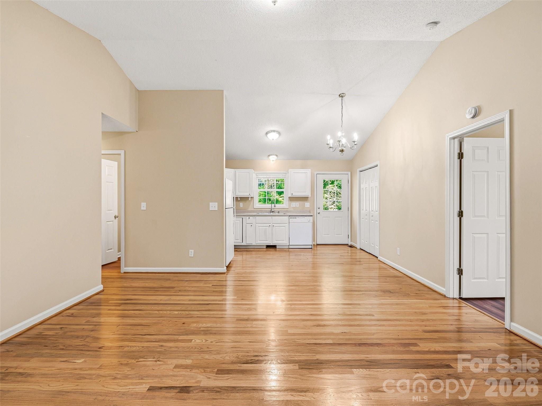 10 Lakewood Drive Asheville NC 28803