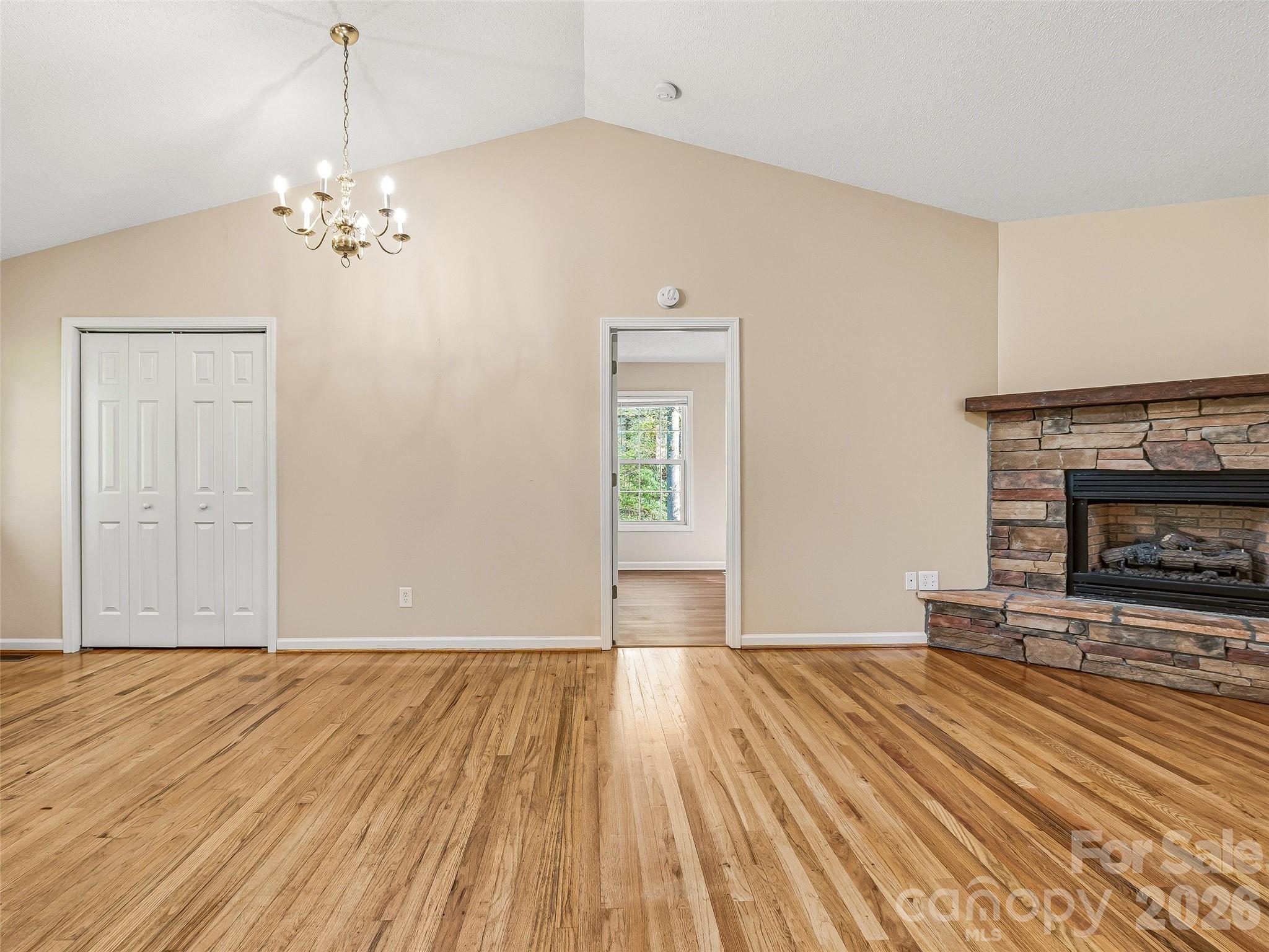 10 Lakewood Drive Asheville NC 28803