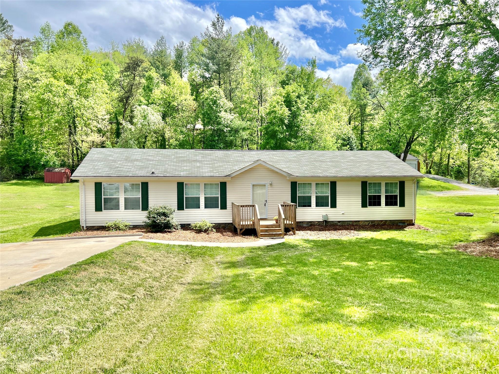 426 Arrowood Street SE Lenoir NC 28645