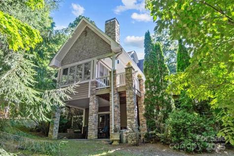 11 Hearthstone Drive Asheville NC 28803