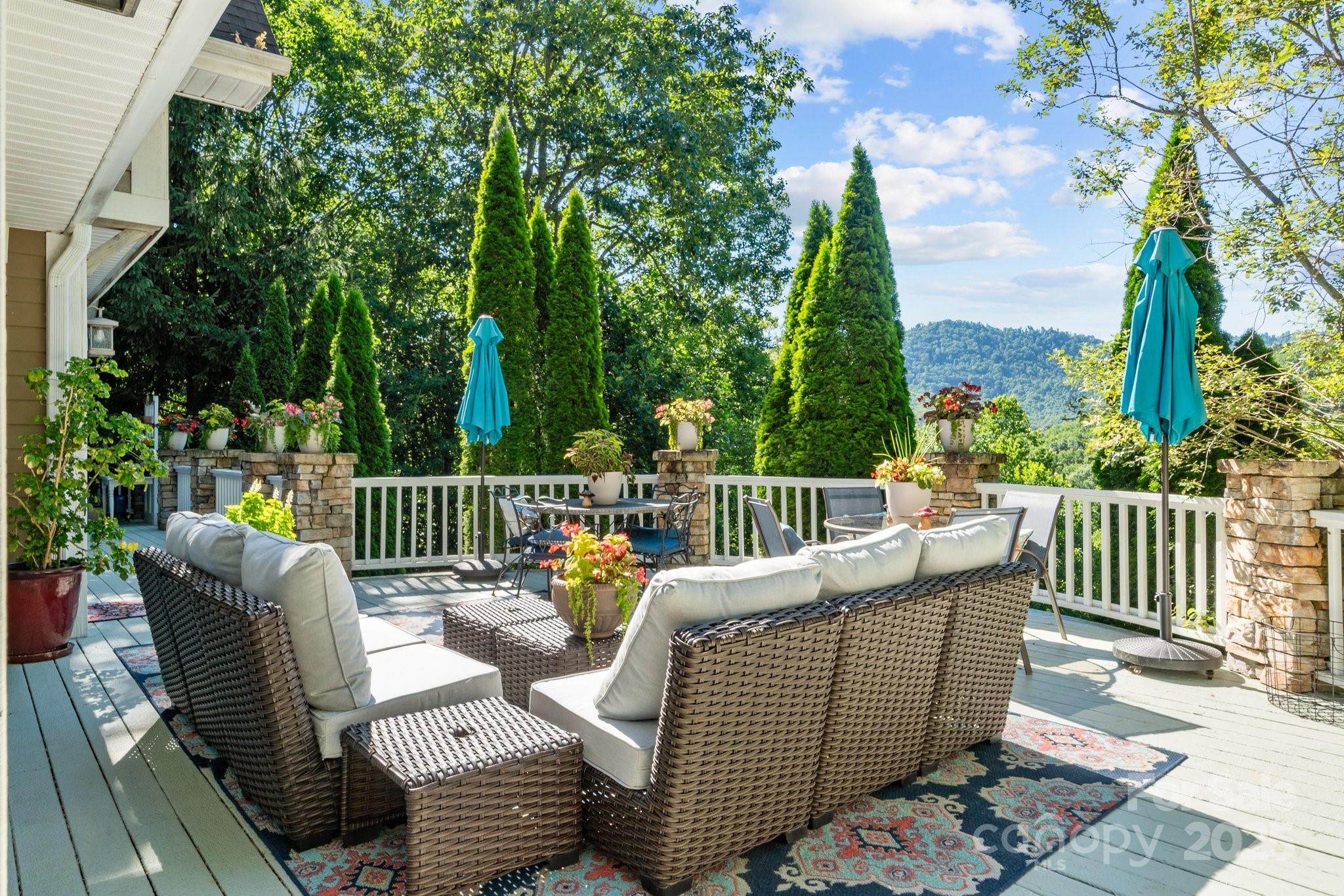 11 Hearthstone Drive Asheville NC 28803