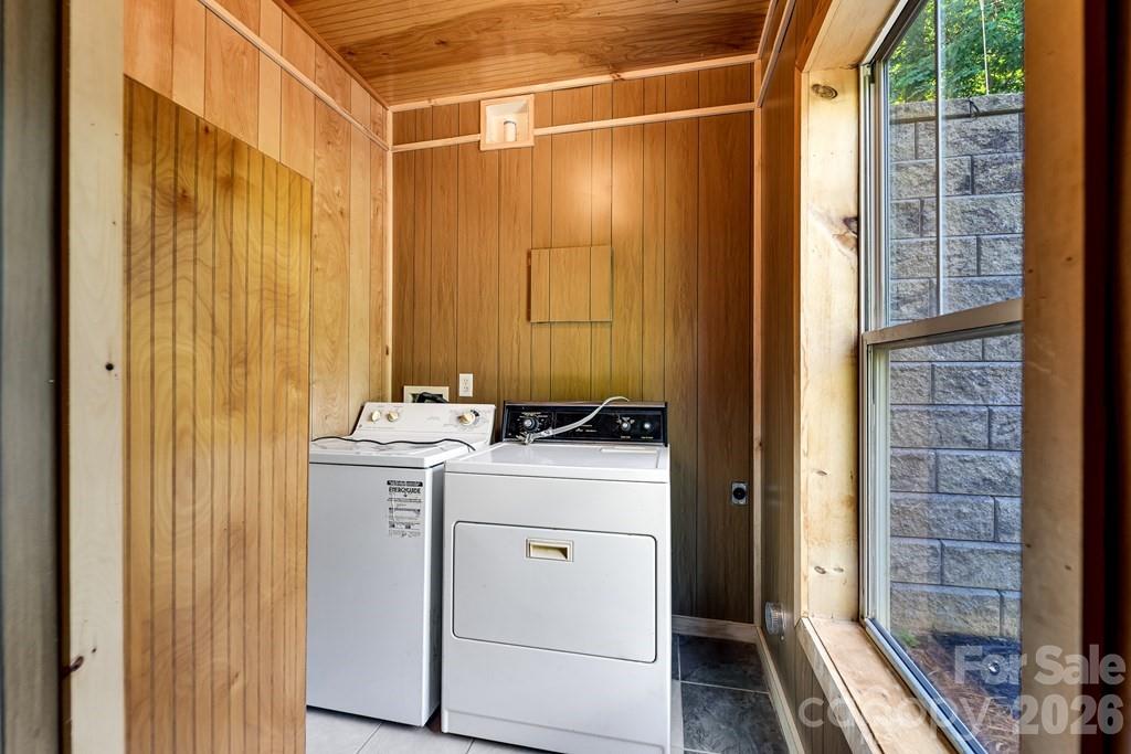 54 Barnwood Way Whittier NC 28789