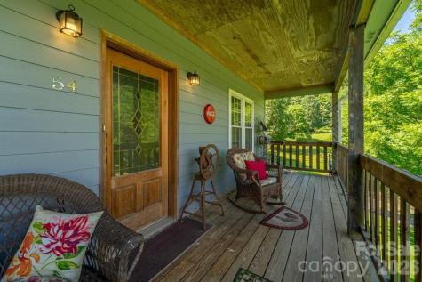 54 Barnwood Way Whittier NC 28789