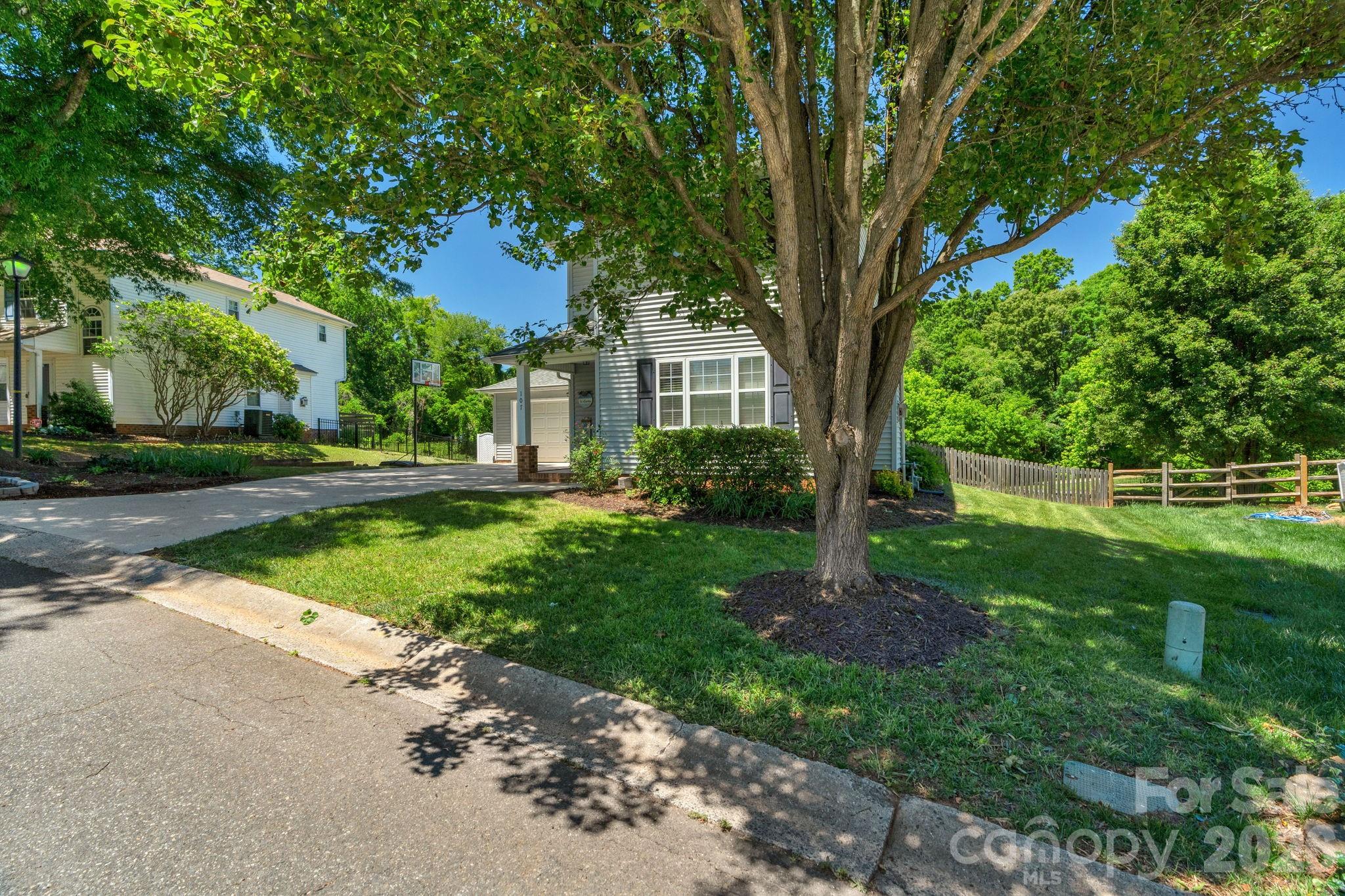 107 Howe Street Belmont NC 28012